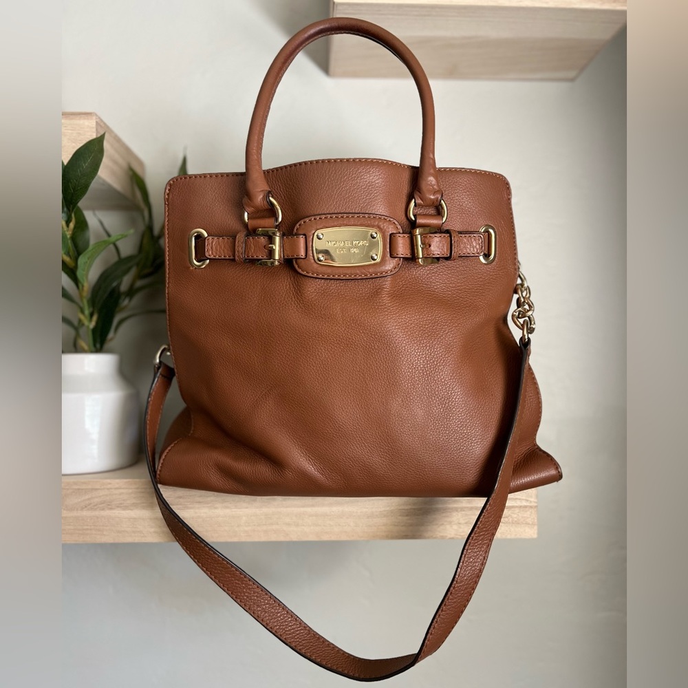 MICHAEL Michael Kors Brown Leather East West Hamilton Tote.